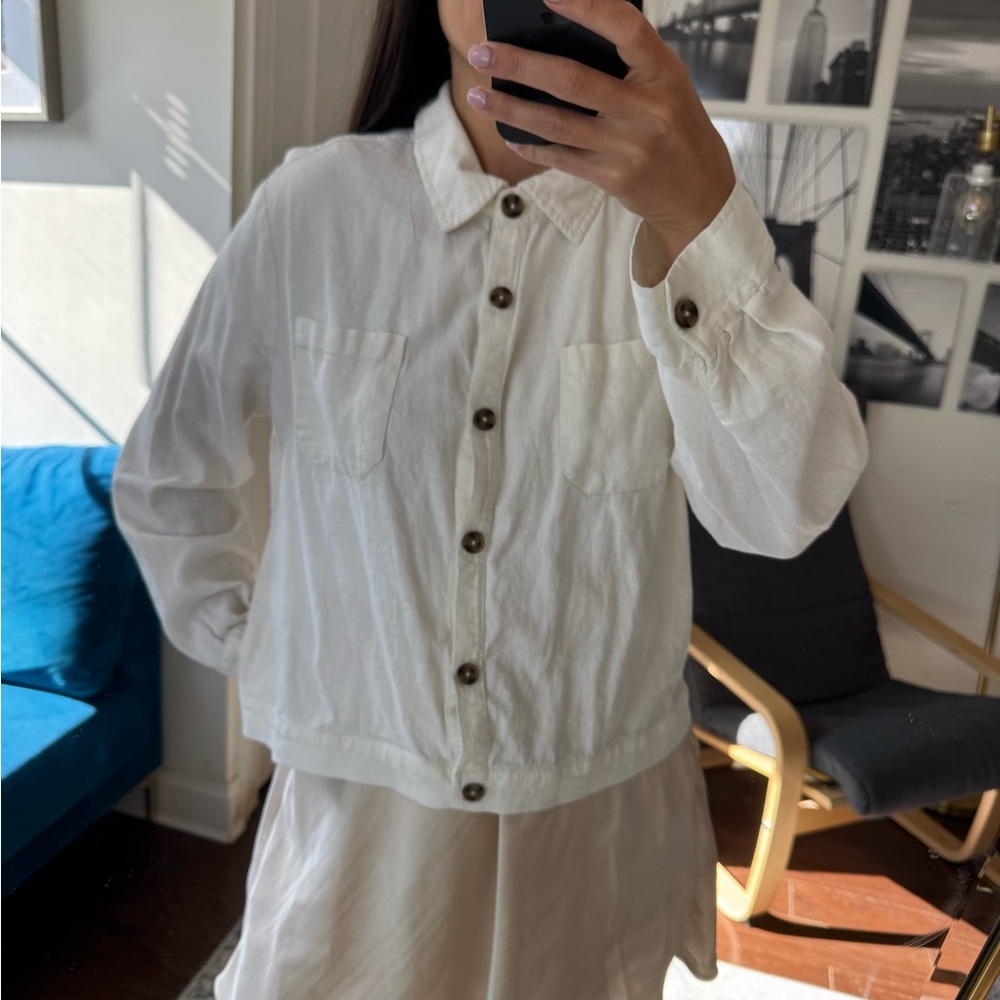 Cable & Gauge White Button-Up Top